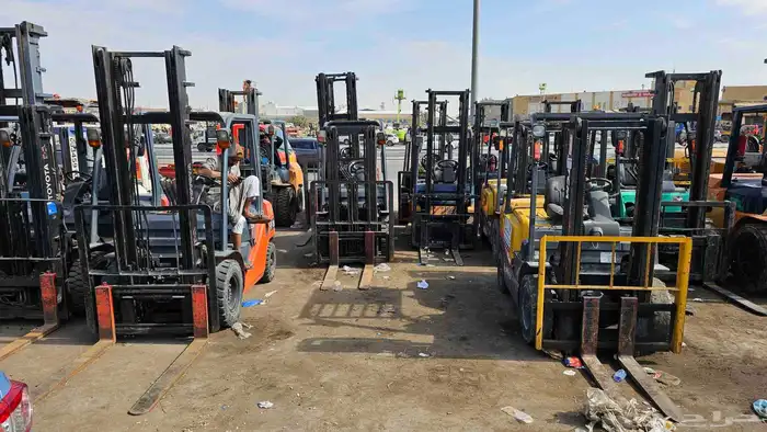 رافعات شوكيه للايجار بجميع الاحجام يومي وشهري ومشاوير فوركلف 2