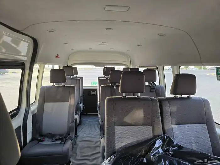 Toyota Hiace 2020 3