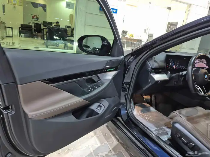 بي ام دبليو BMW 520i M KIT 9
