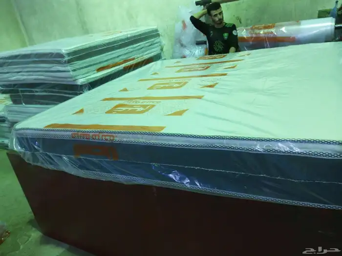 مراتب سراير بطانيات مفارش سرير توصيل اثاث عمال شركة قرية الع 9