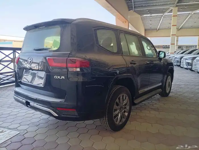 لاندكروزر GXR4 بنزين 2025 بنزين 5