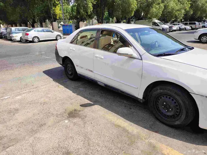 Honda Accord 2006 all in good condition 2