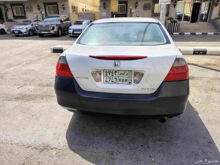 Honda Accord 2006 all in good condition 4