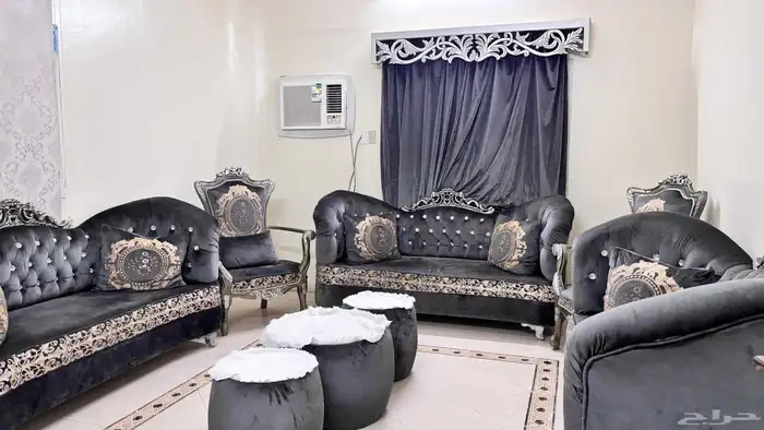 كنب نضيف معا طاولات معا ستارتين 1000 1