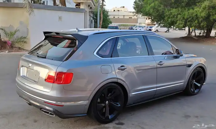 بنتلي بتيجا موديل 2017 20