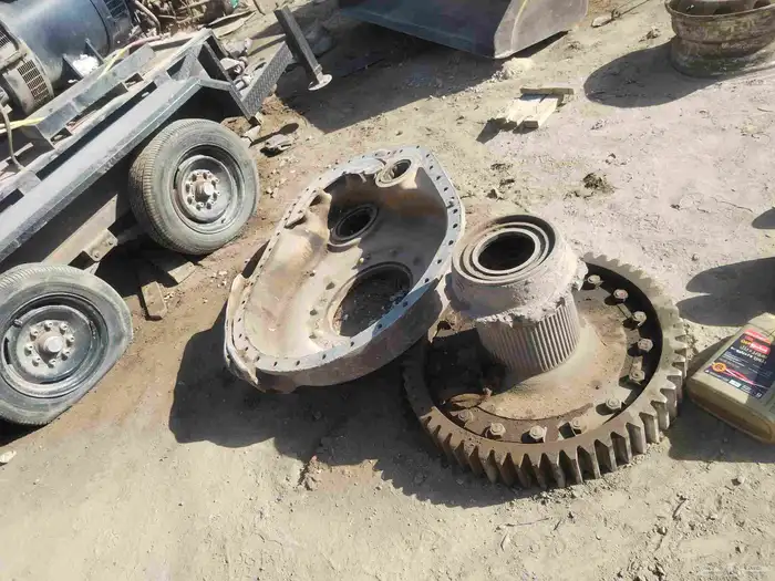 قطع بلدوزر كوماتسو 155 5