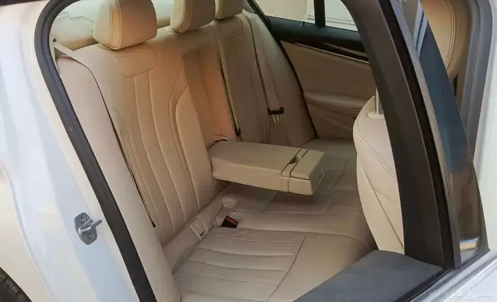 بي ام دبليو 520 موديل 2019 للبيع 8