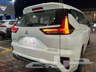 ميتسوبيشي اكسباندر بريميوم 2025 1