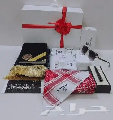 اطقم رجاليه  ماركه جيفينشي صيفي كوري 3متر ونص وشماغ ونطاره 2