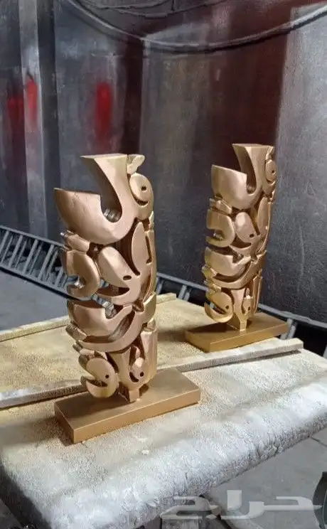 زخارف ونحت علي الخشب 1