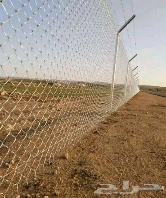 بأسعار مناسبه شبوك مزارع كسارات منشآت ملاعب محميات 9