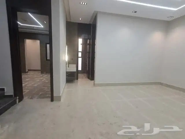 فيلا للبيع في حي العريجاء الغربيه 6