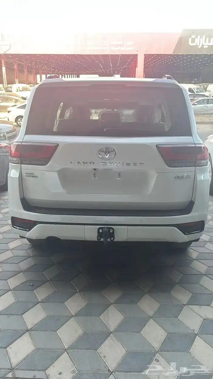 لاند كروزر 2024 GXR سعودي L2 بطاقه جمركية 4