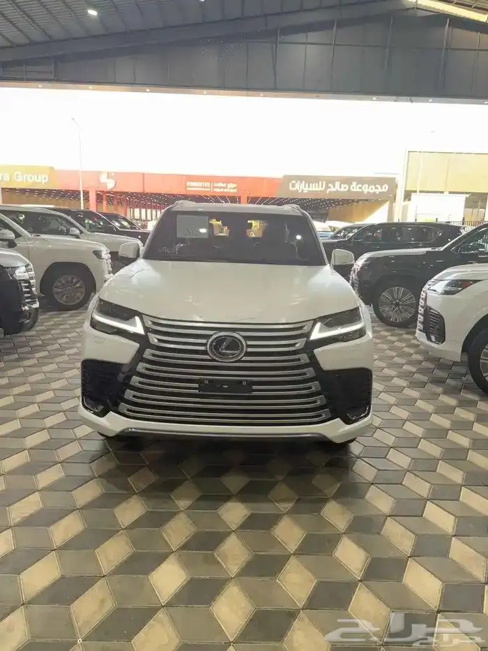 لكزس 2025-LX- BB-600 - بريمي ممشي 200 كم 0