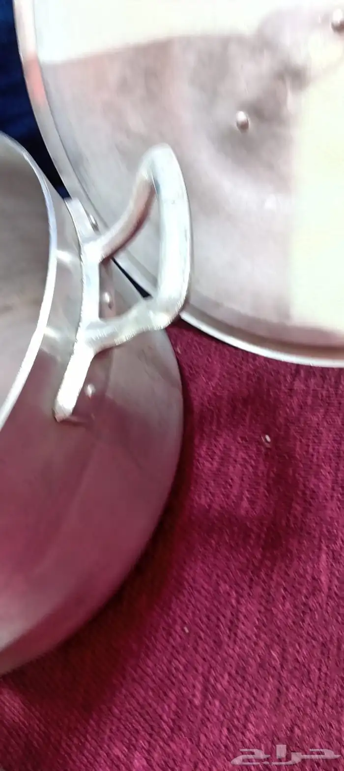 قدور معدن مع مغارف 6