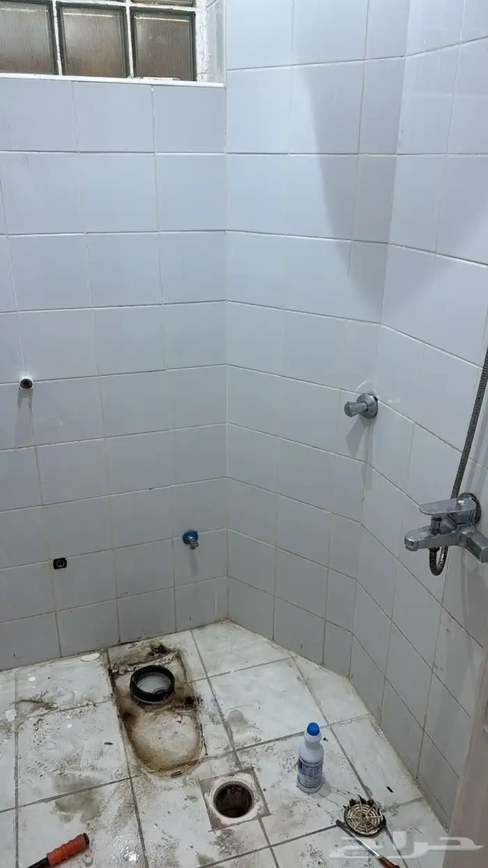 متوفر ومتاح سباك نجار كهربائي مليس مبلط خدمات للجميع 1