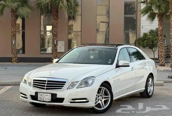 Mercdease Benz AMG E300 2012 odo 109000KM 0