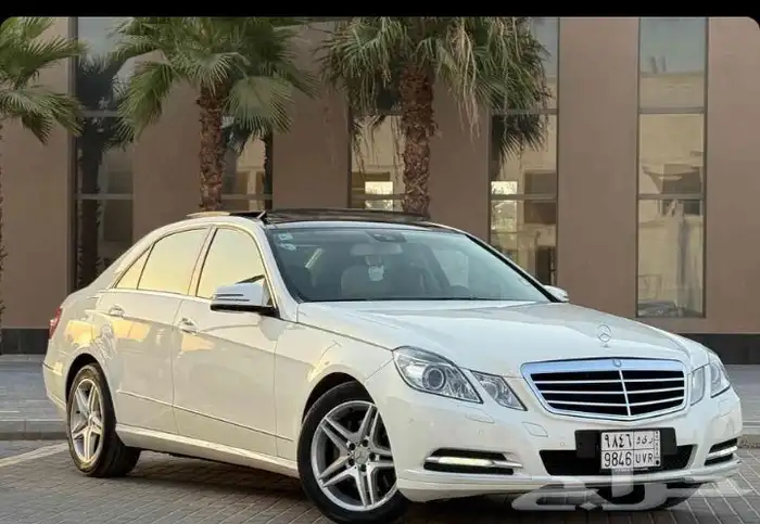 Mercdease Benz AMG E300 2012 odo 109000KM 2