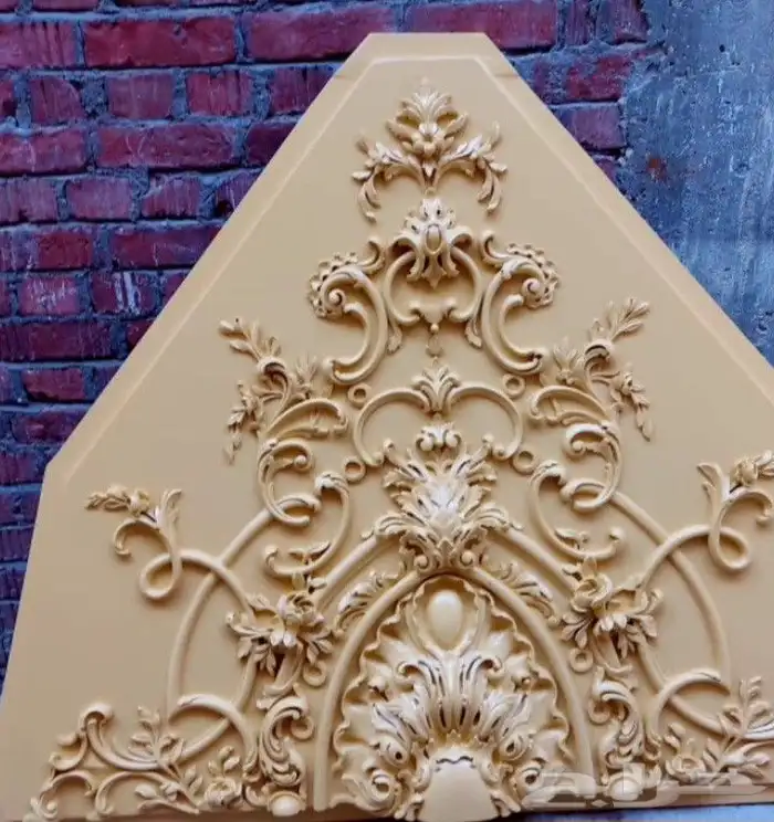 زخارف ونحت علي الخشب 7