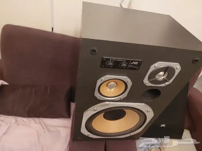 سماعات JVC قديمه فخمه وقويه 3