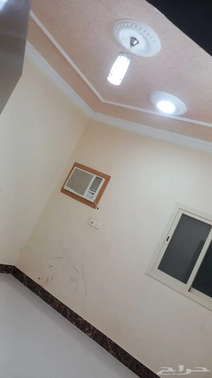 للايجار دور علوي مستقل بحي النفل 1