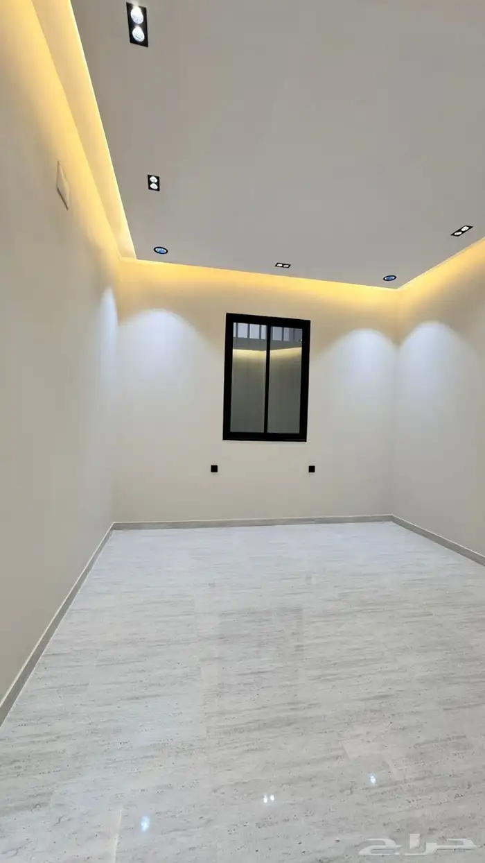 للبيع دور ارضي بمدخل سيارة تشطيبات فاخره بسعر 620الف 4
