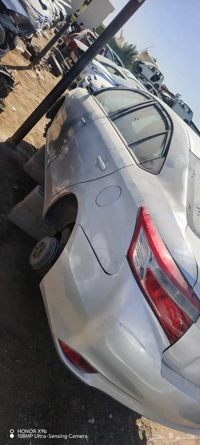 تويوتا يارس 2015 2