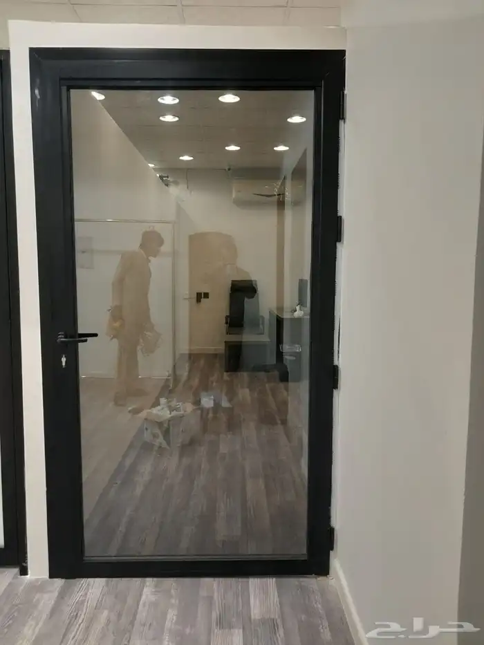 ابواب المنيوم شبابيك المنيوم واجهات المنيوم باب المنيوم شباك 1