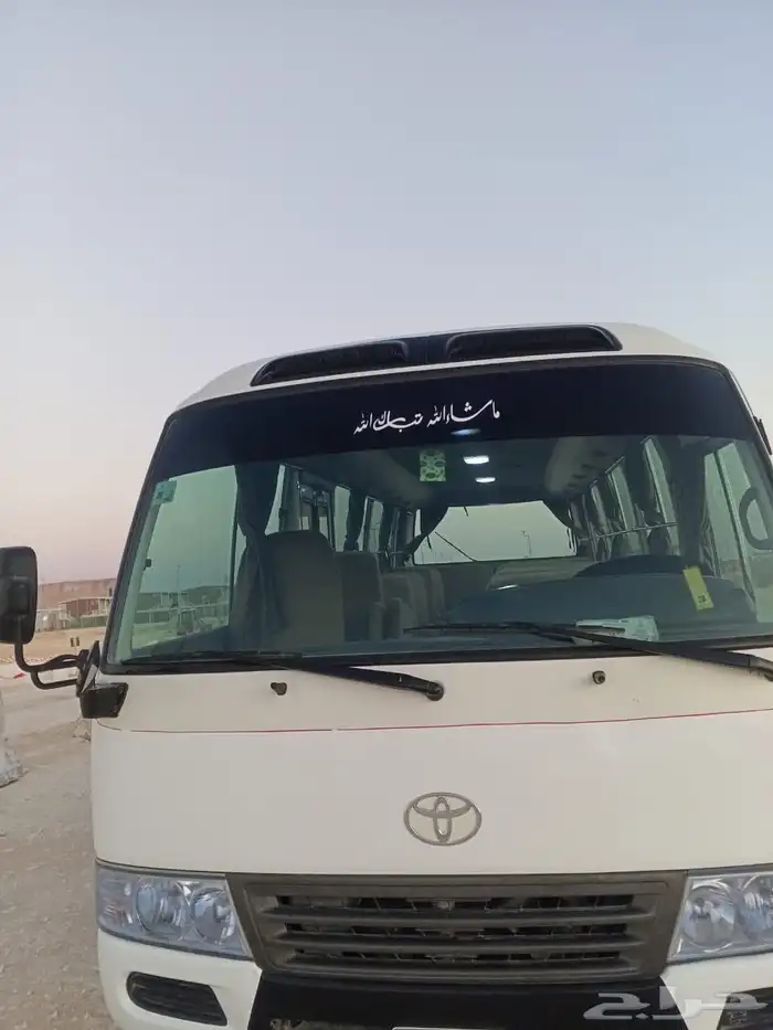 2013 Toyota bus for rent 4