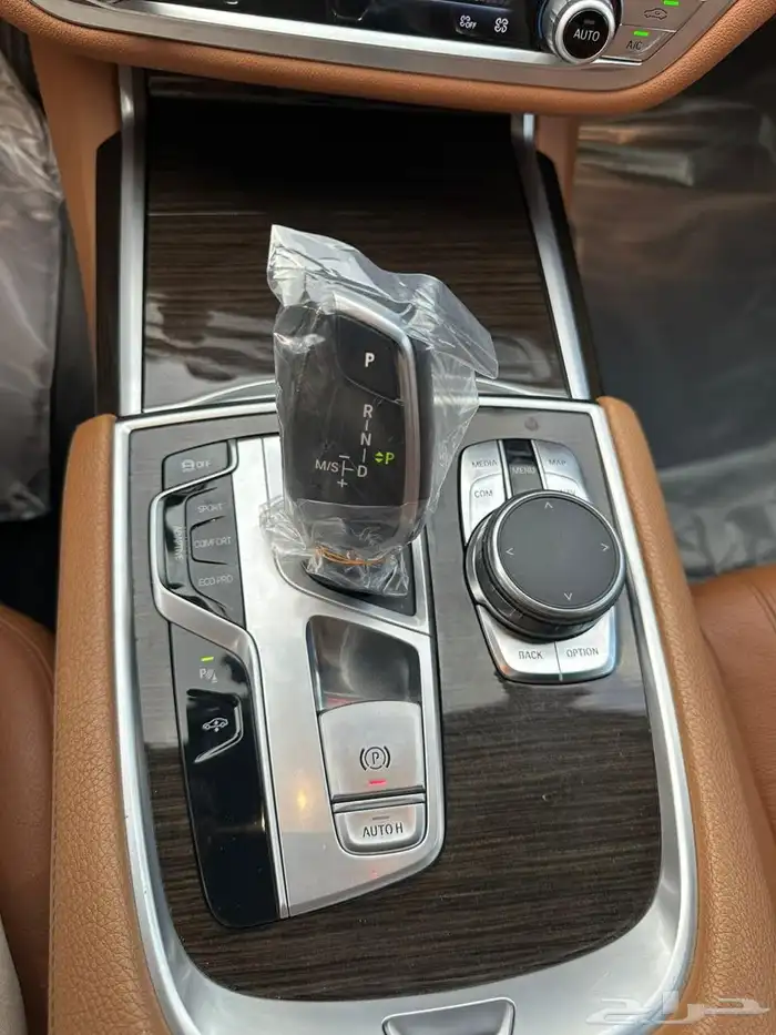 بي ام دبليو 740Li عرض خاص لفتره محدوده 9