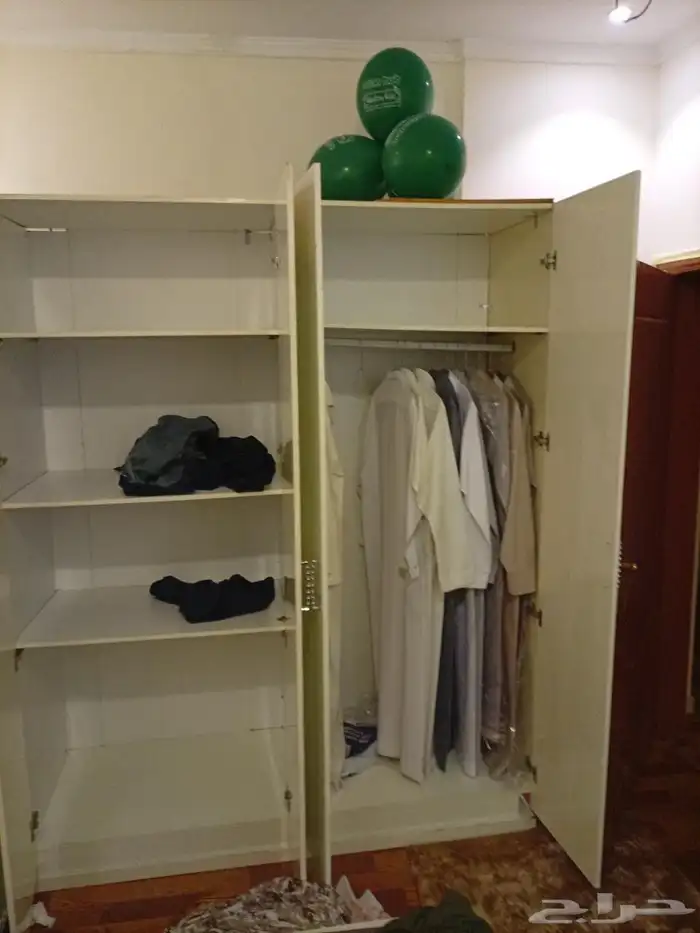 غرفة نوم مكونه من سرير نوم ودولاب وتسريح فقط 500 ريال 2