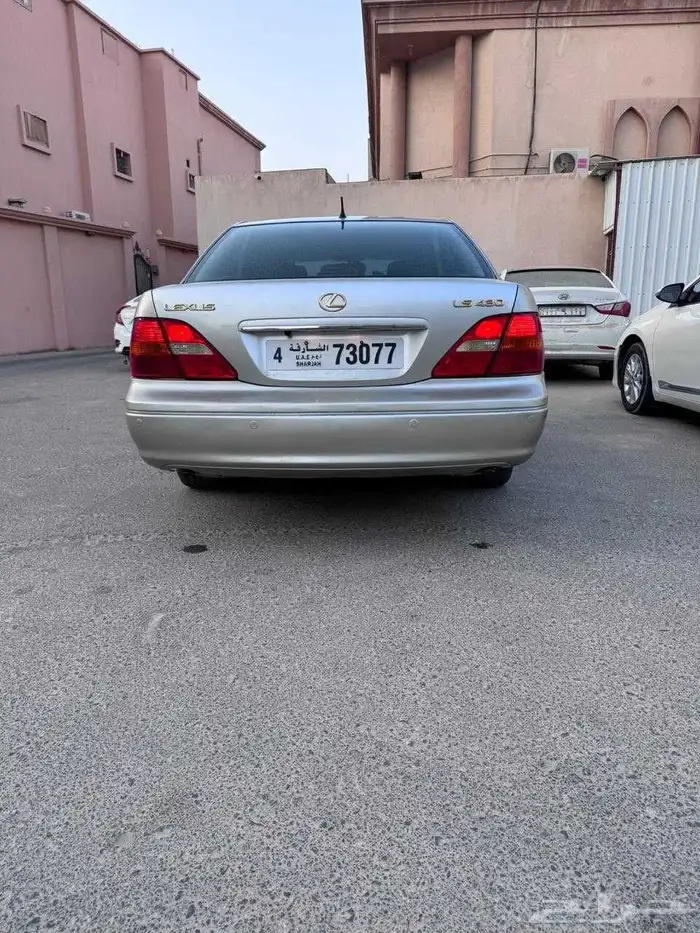 للبيع لكزس شبه وكاله موديل 2003 1
