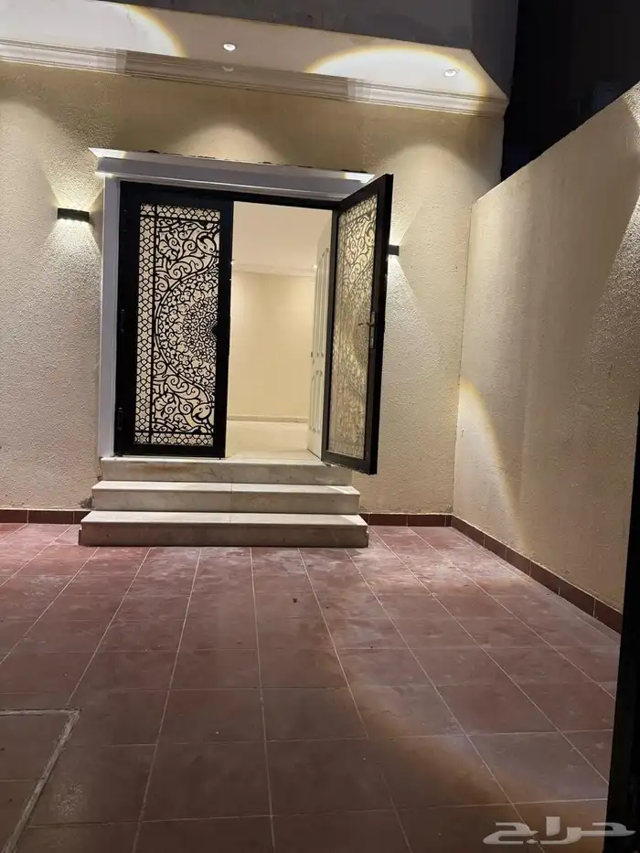 للايجار شقة في حي المنارات خليج سلمان دور ارضي كامل مدخل خاص 0