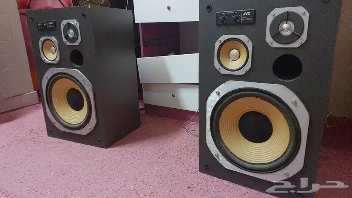 سماعات JVC قديمه فخمه وقويه 1