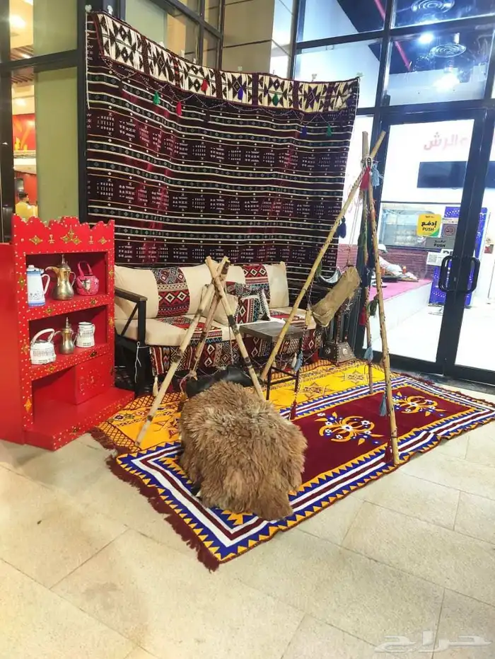تاجير كراسي طاولات كنب ملكي 13