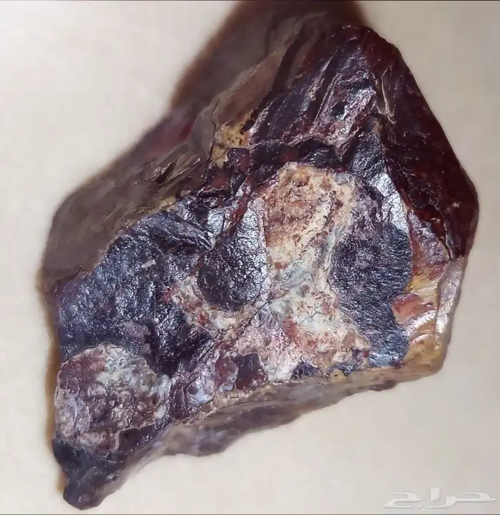 حجر بورجوندي...Burgundy stone 1