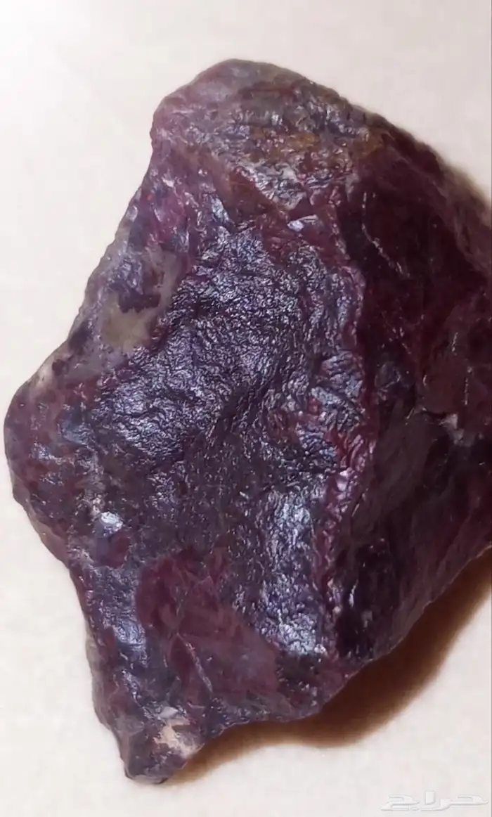 حجر بورجوندي...Burgundy stone 0