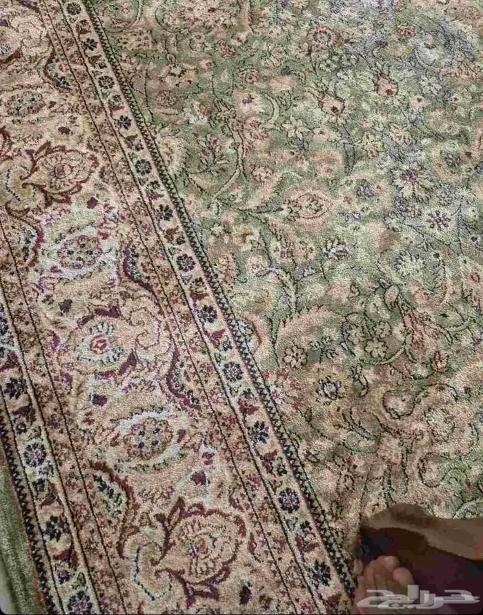 للبيع سجاده حرير لون أخضر فاتح نظيفه 0