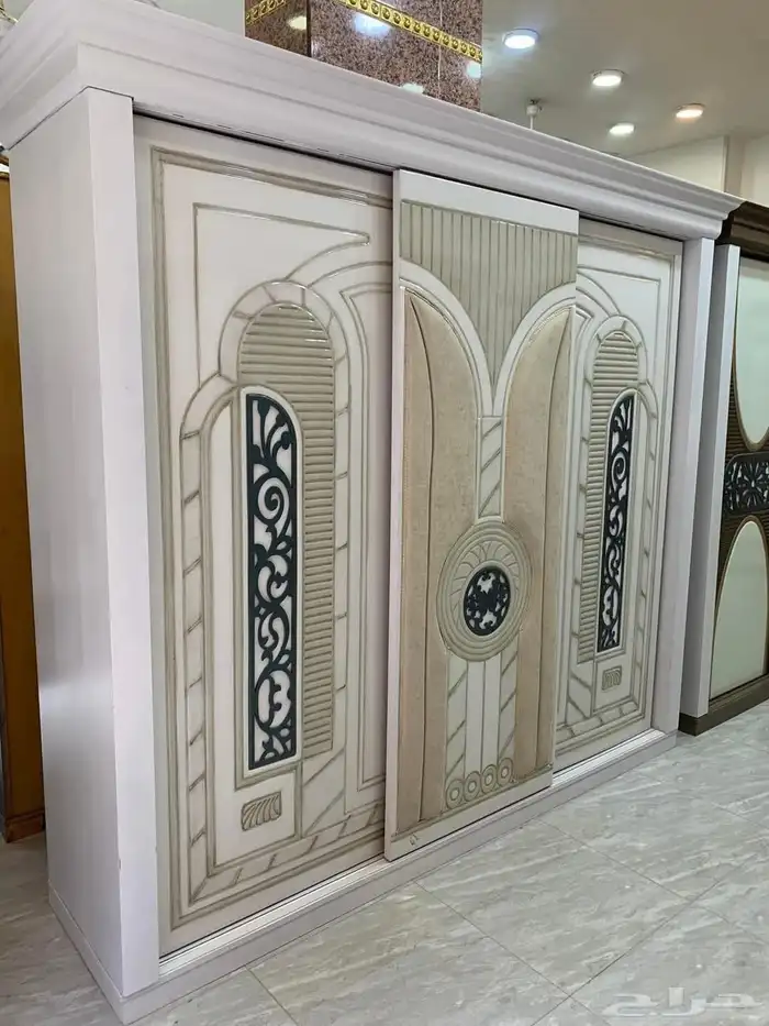 نجار تركيب غرف نوم فك ونقل وتركيب ستائر وصيانه السحابات 2
