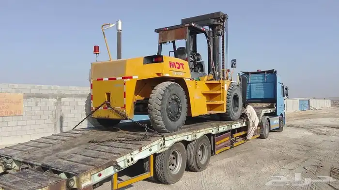تاجير معدات رافعات شوكية كرينات فور كلفت سيزرات ببكات لليجار 5