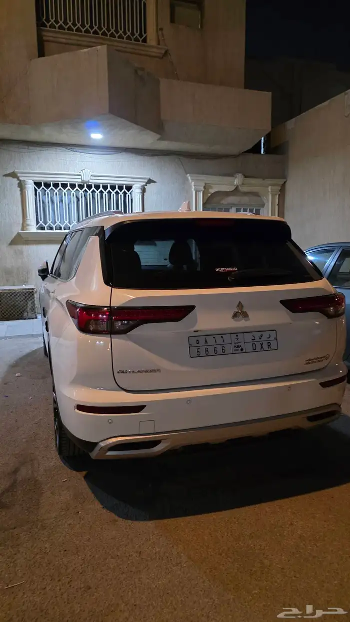ميتسوبيشي اوت لاندر 2023 عداد 69000 4