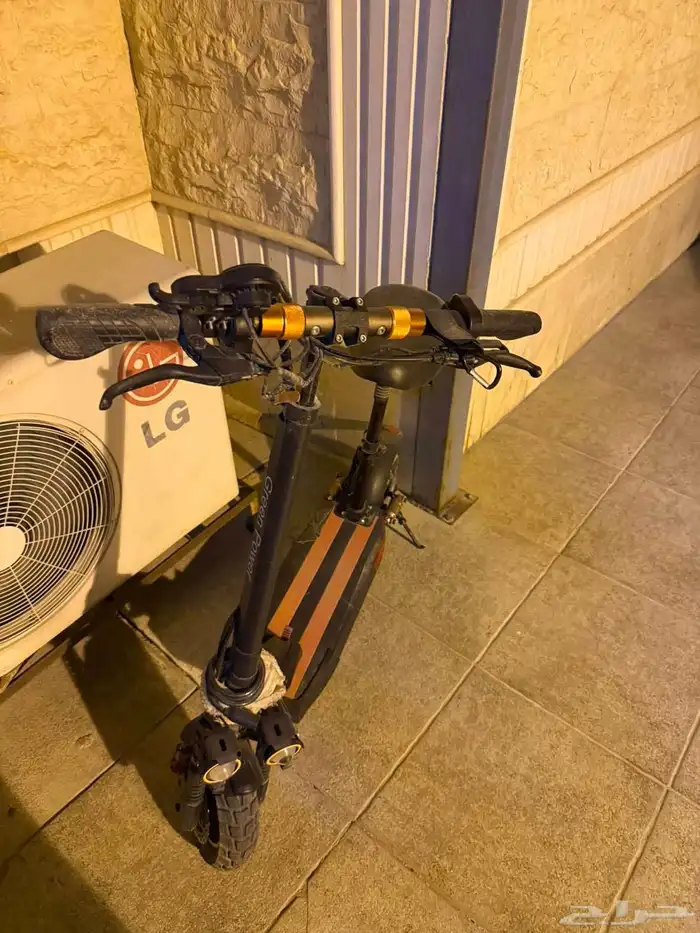 سكوتر وحش 0