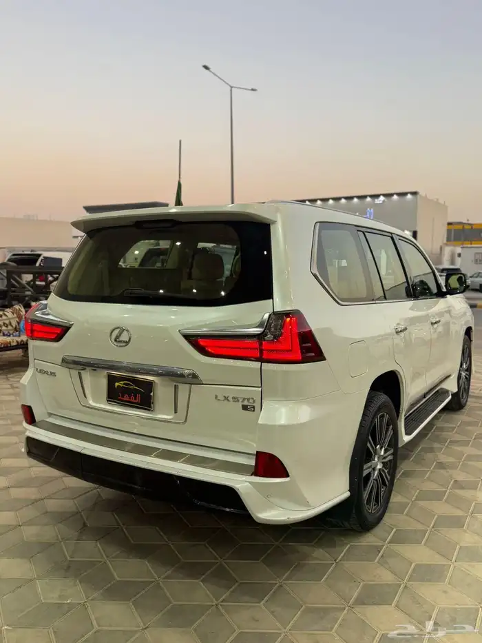 لكزس - LX2019 - مالك أول - ب 234 6