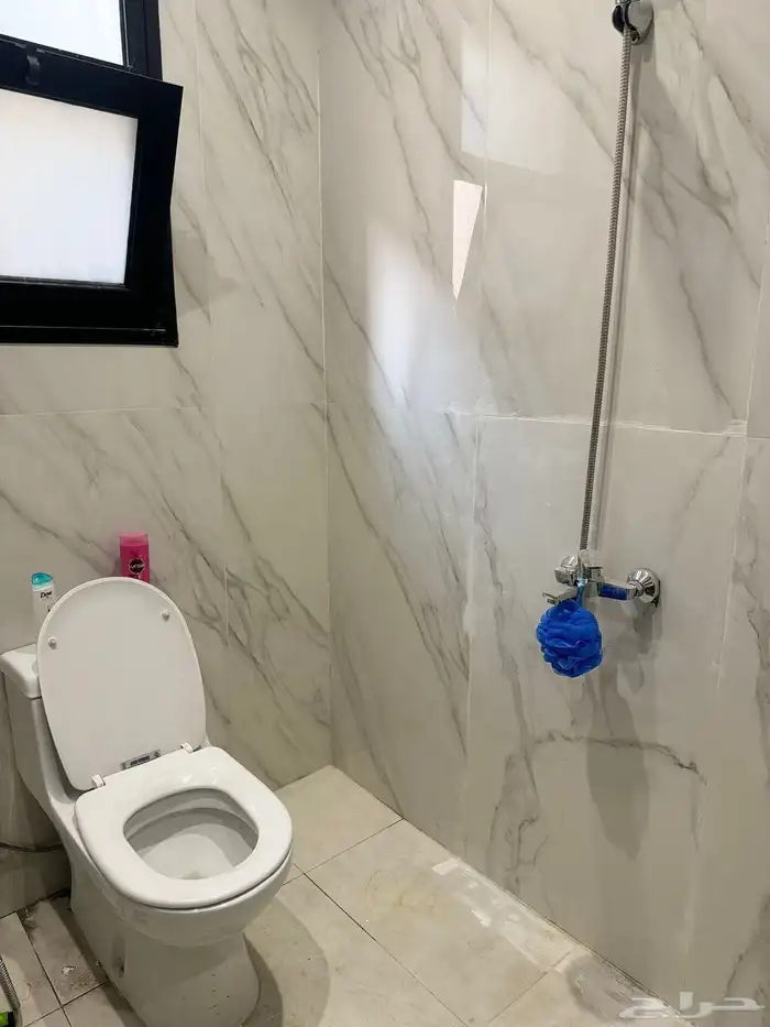 استديوهات الخبر يومي وشهري 4