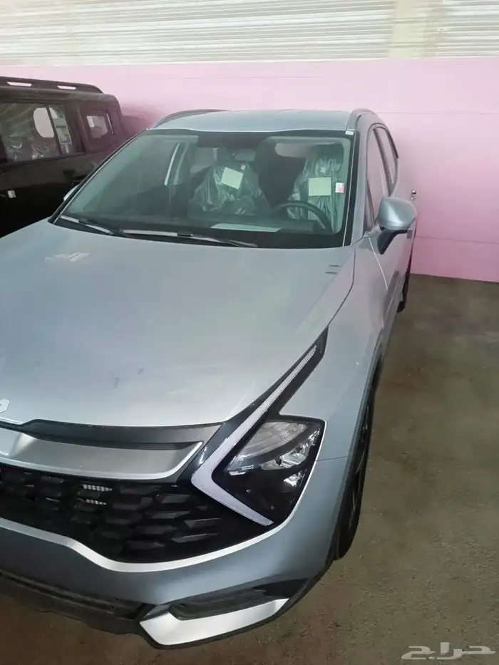 سبورتاج 2025 LX مطور دبل - اسود - ايجار منتهي بالتمليك كاش 2