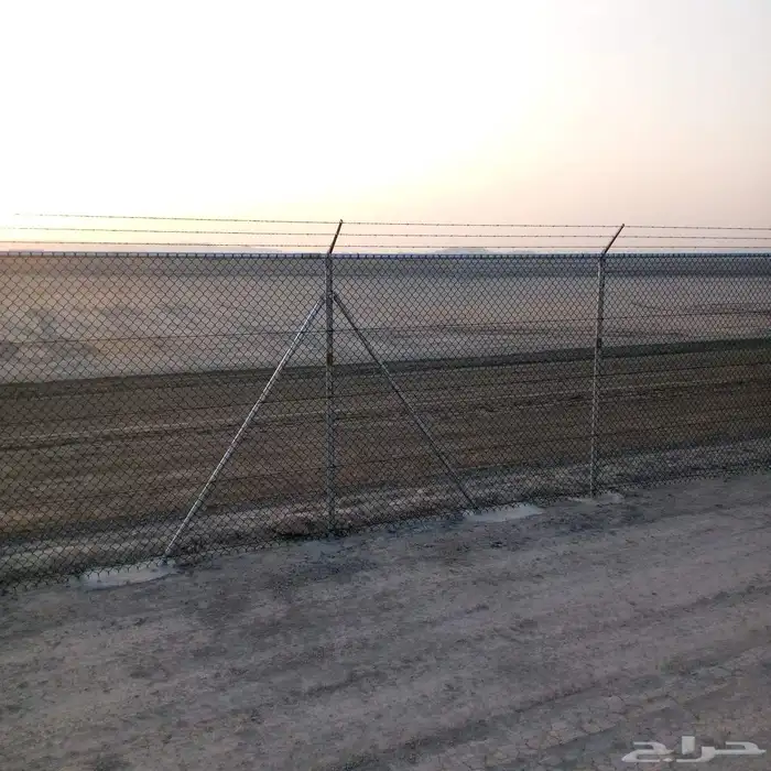 نجوم المملكة ل أعمال الشبوك والحزامات الامنيه 2