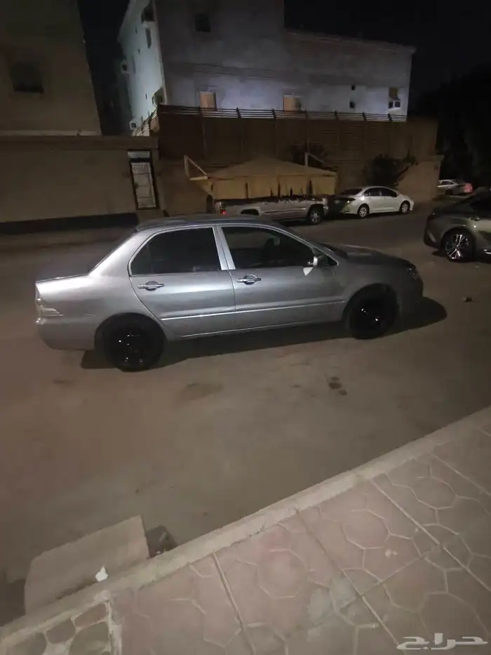 لانسر 2005 للبيع 1