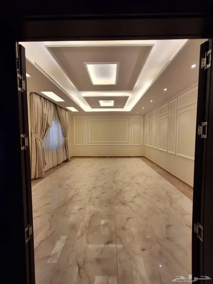 فيلا للبيع بحي النرجس 900م 11