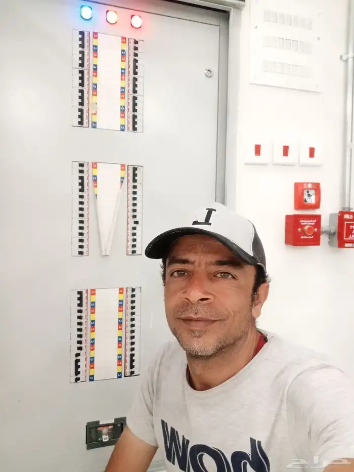 صنايعي كهرباء وشبكات مراقبه 7