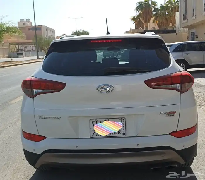توسان هونداي ماكينة محركات نظيفة بدي الشنطة فقط 2